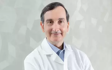 Dr. med. Thomas Kiatsis, Facharzt FMH für Augenheilkunde, spez. Ophthalmochirurgie