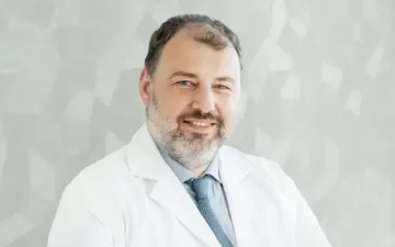 Dr. med. Dimitrios Kyroudis, Facharzt FMH für Augenheilkunde
