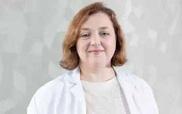 Dr. med. Iryna Naydis, Oberärztin im Fachbereich Augenheilkunde